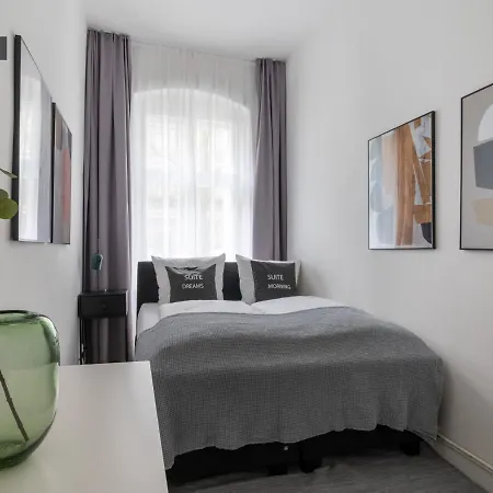 Bornimer Strasse Apartment